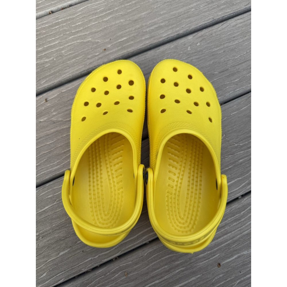 Crocs Unisex Mens 6 Womens 8 Classic Clog Bright Yellow Slip-On Comfort Shoes - Picture 4 of 5